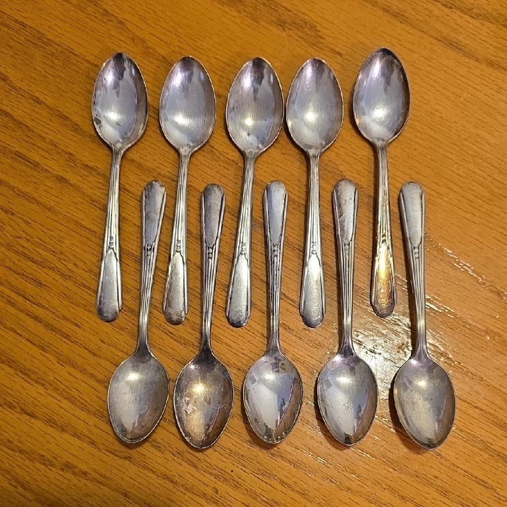 10 Vintage Art Deco Tulip Silverplated Demitasse Espresso Spoons 1915 Fairfield